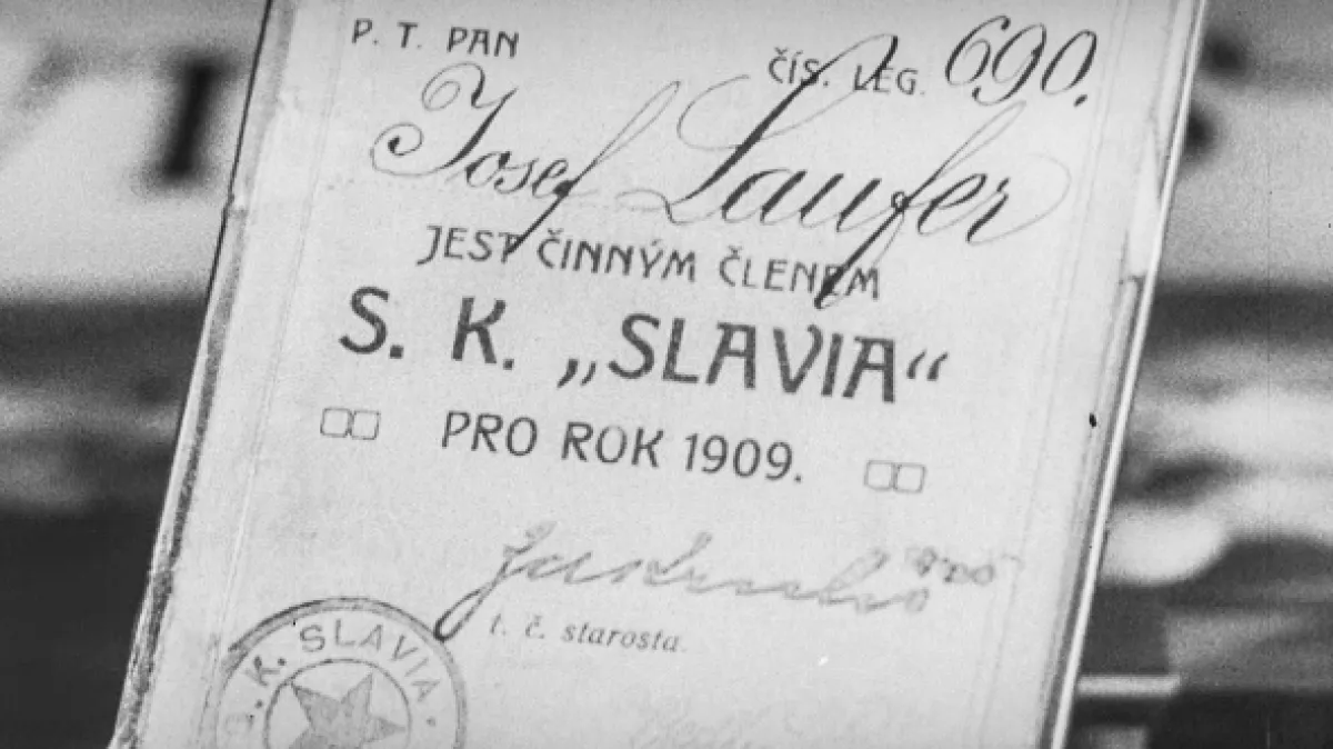 Haló, hlásí se redaktor Laufer!, 2021 - fotogaléria