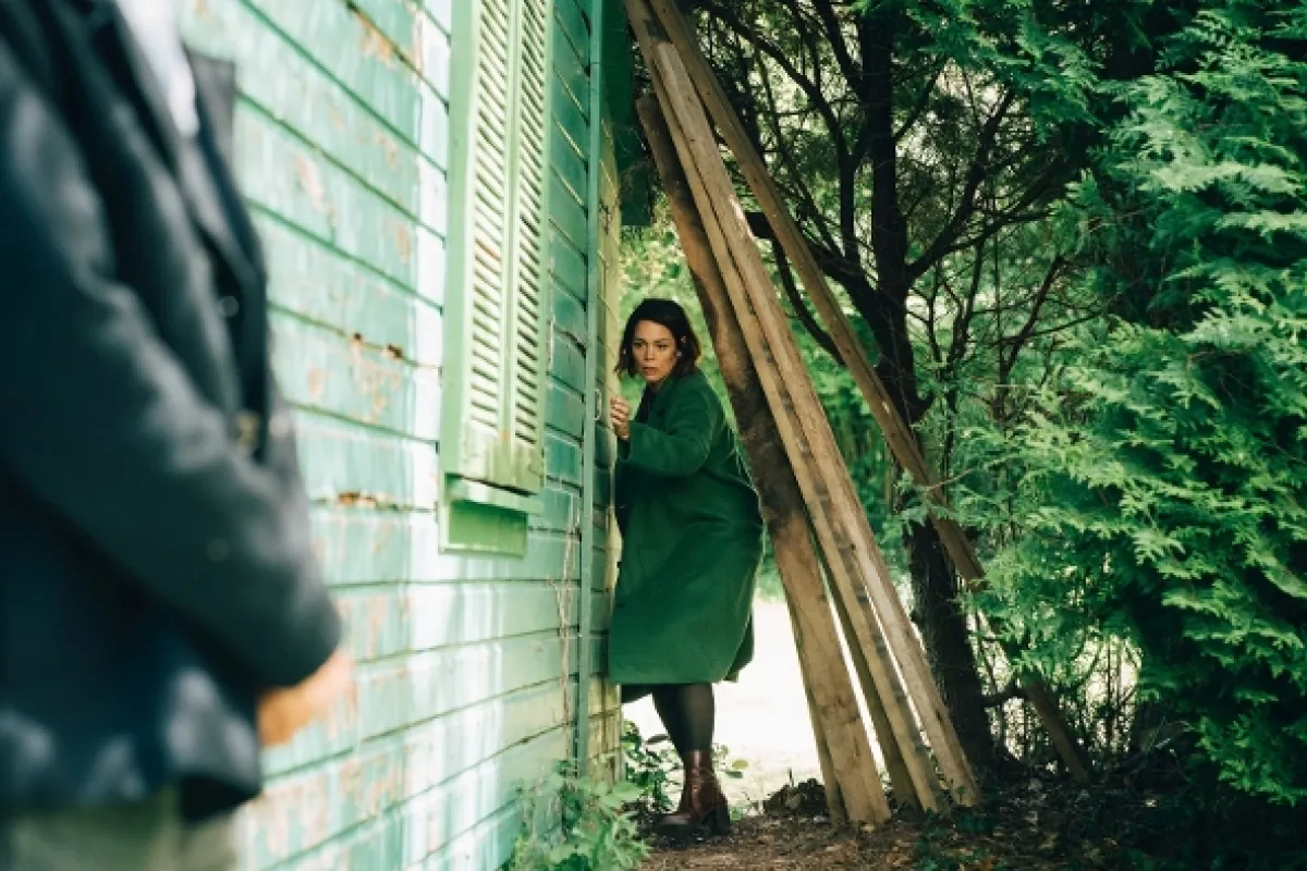 Slečna Holmesová (Mademoiselle Holmes), 2024 - fotogaléria