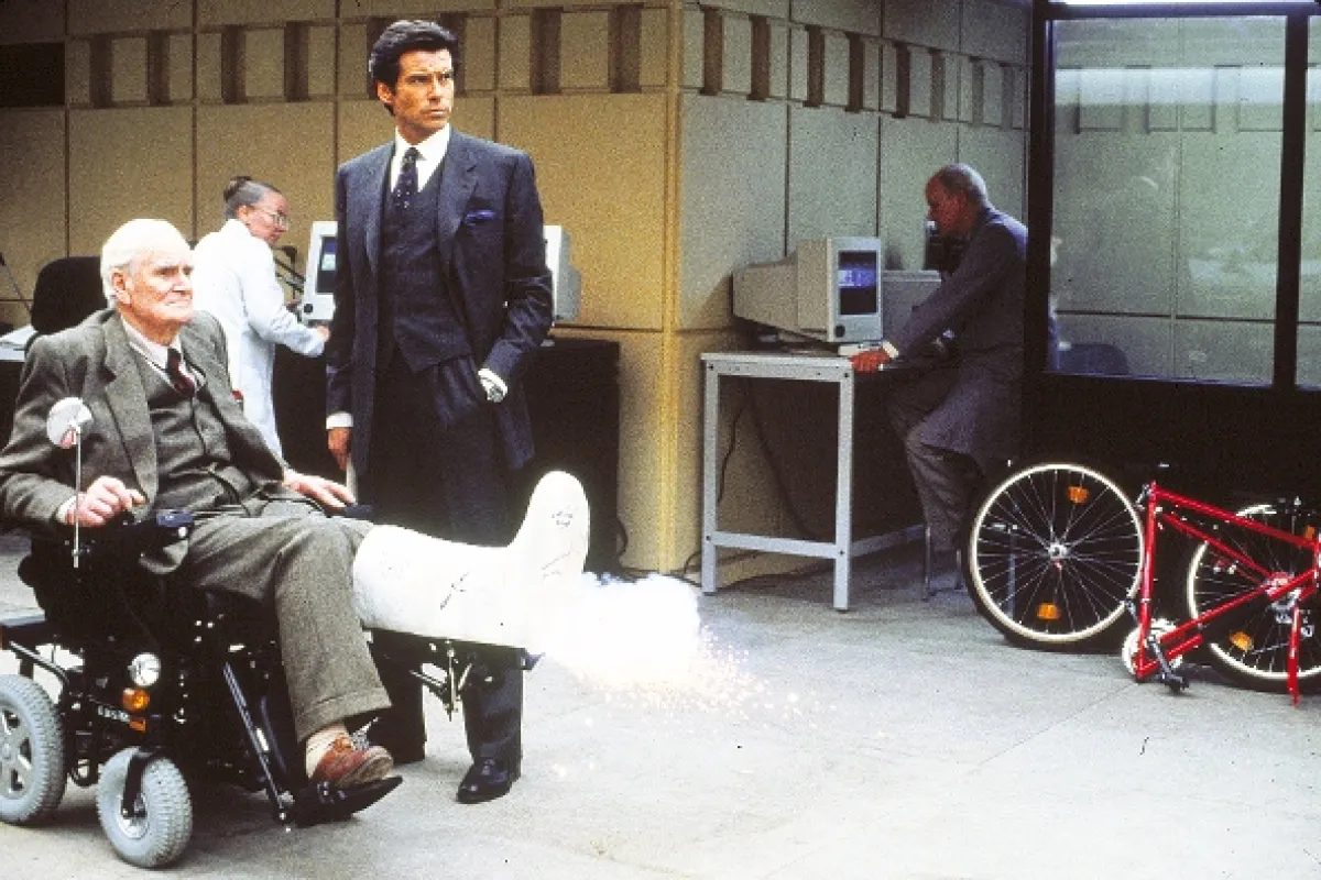 James Bond: Zlaté oko (GoldenEye) - fotogaléria
