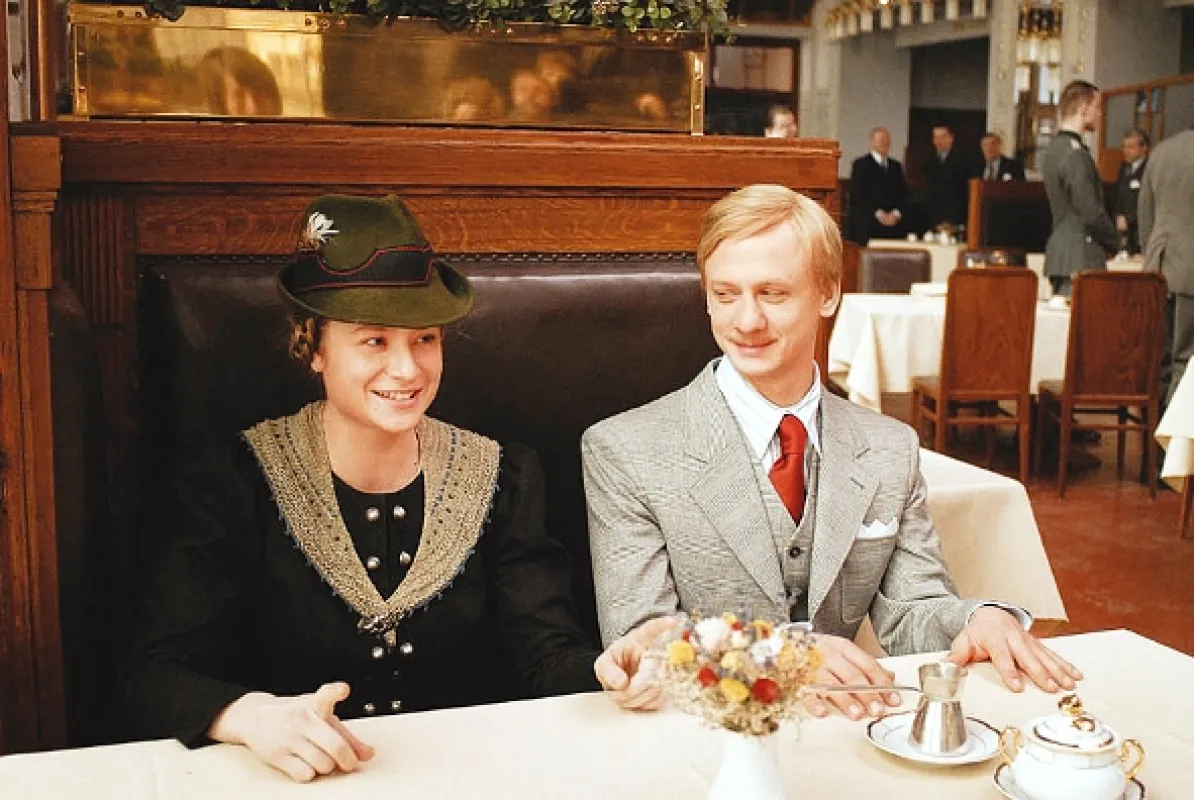 Obsluhoval som anglického kráľa (Obsluhoval jsem anglického krále), 2006 - fotogaléria