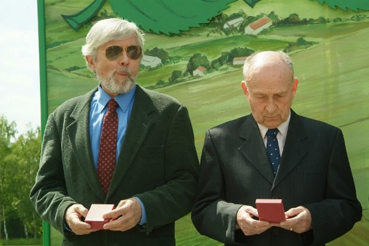 Náves, 2006 - fotogaléria