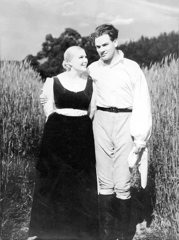 Kříž u potoka, 1937 - fotogaléria