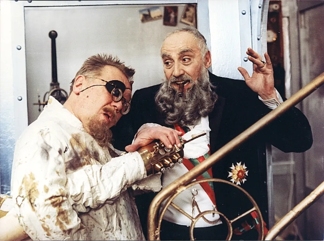 Tajemství hradu v Karpatech, 1981 - fotogaléria