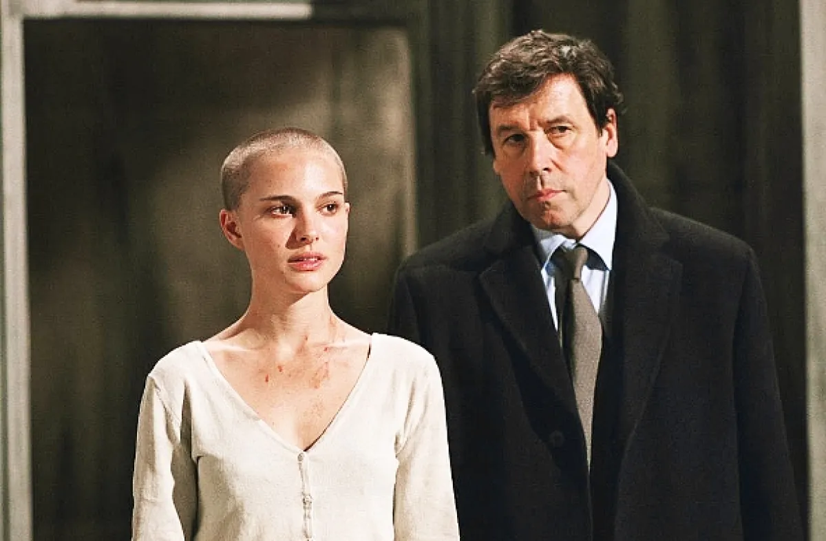 V ako Vendeta (V for Vendetta), 2005 - fotogaléria