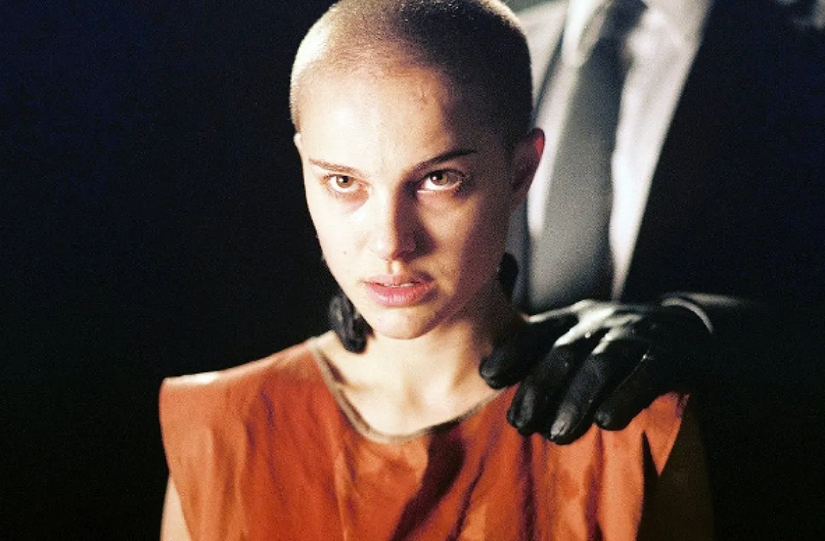 V ako Vendeta (V for Vendetta), 2005 - fotogaléria