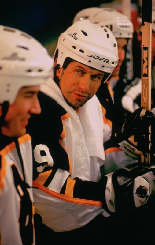 Nakládačka 2: Zpátky na led (Slap Shot 2: Breaking The Ice), 2002 - fotogaléria