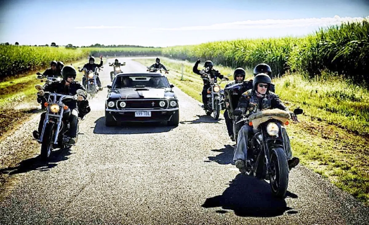 Drsná jazda (Drive Hard), 2014 - fotogaléria