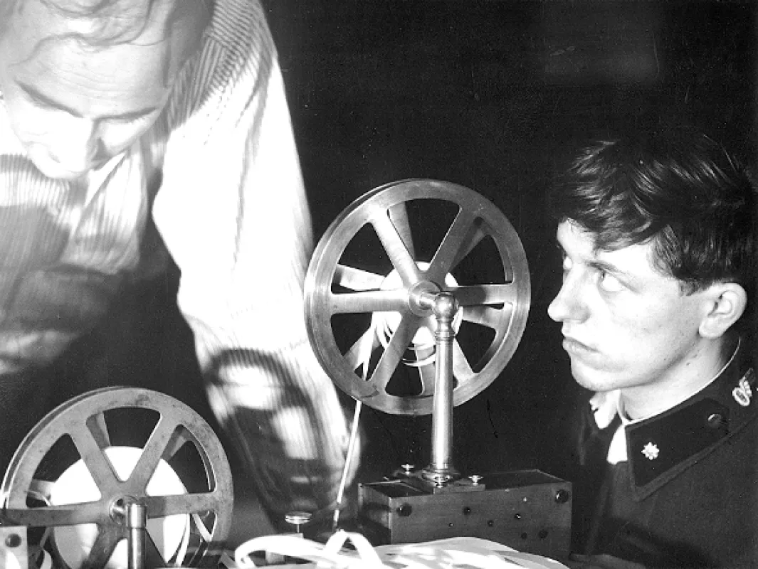 Ostře sledované vlaky (Closely Watched Trains), 1966 - fotogaléria