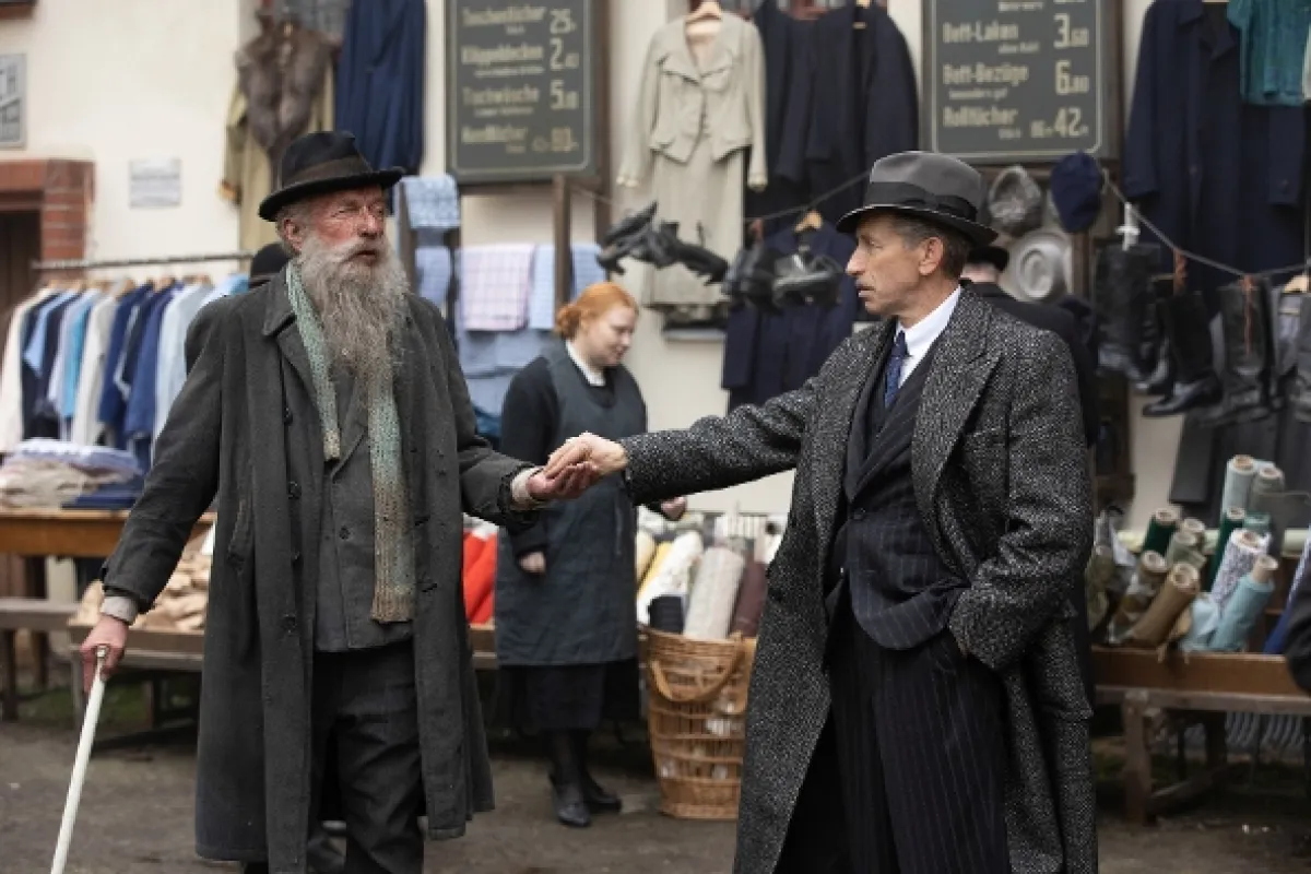 Babylon Berlín (Babylon Berlin), 2022 - fotogaléria