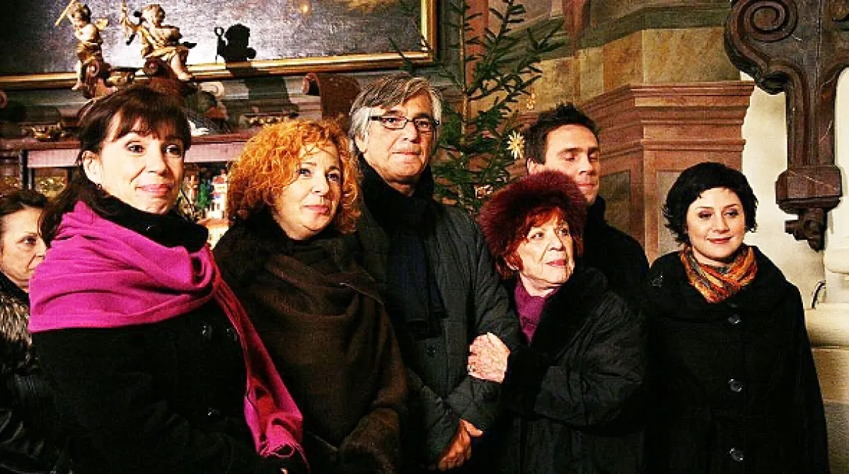 Líbáš jako Bůh, 2008 - fotogaléria