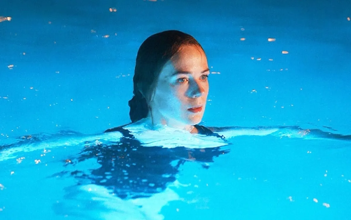 Noční koupání (Night Swim), 2024 - fotogaléria