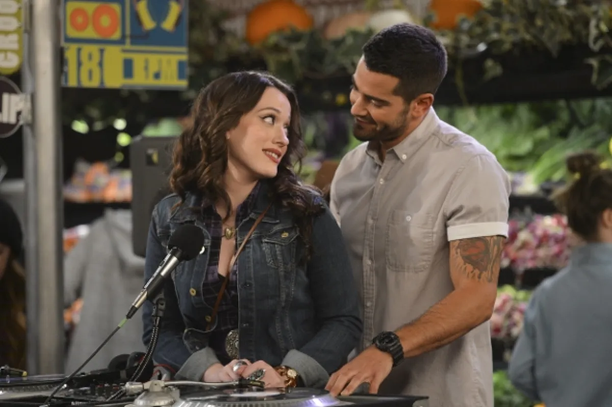 2 $ocky (2 Broke Girls III), 2013 - fotogaléria