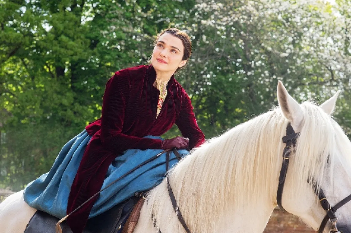 Moja sesternica Rachel (My Cousin Rachel), 2017 - fotogaléria