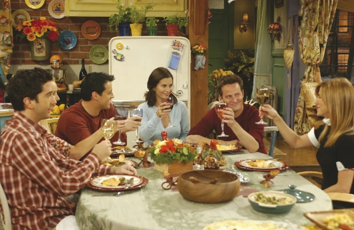 Přátelé (Friends X: The One with the Late Thanksgiving), 2003 - fotogaléria