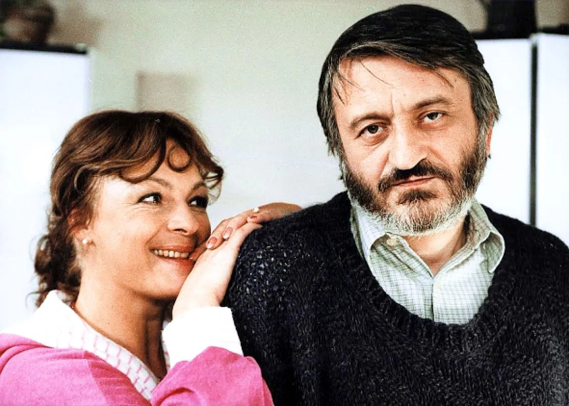 Vážení přátelé, ano (Yes, My Dear Friends!), 1989 - fotogaléria