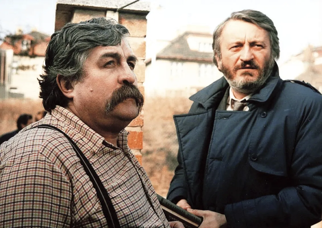 Vážení přátelé, ano (Yes, My Dear Friends!), 1989 - fotogaléria