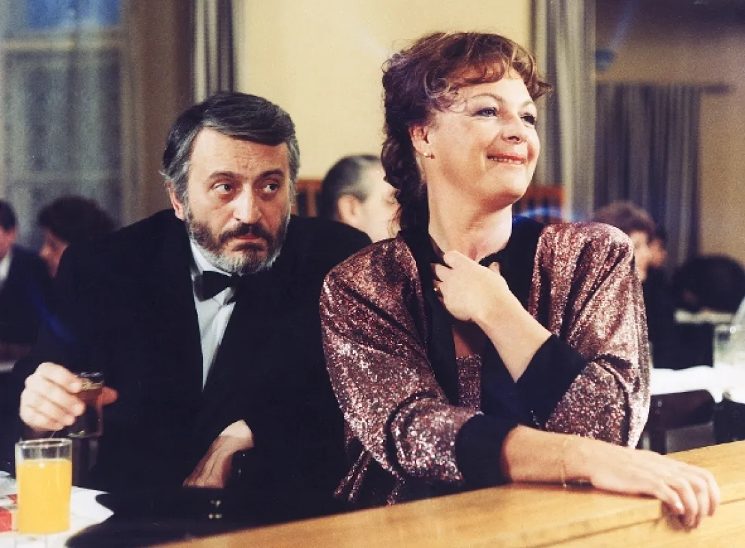 Vážení přátelé, ano (Yes, My Dear Friends!), 1989 - fotogaléria