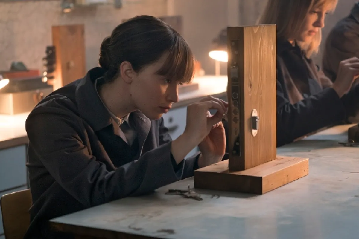 Rudá volavka (Red Sparrow), 2018 - fotogaléria
