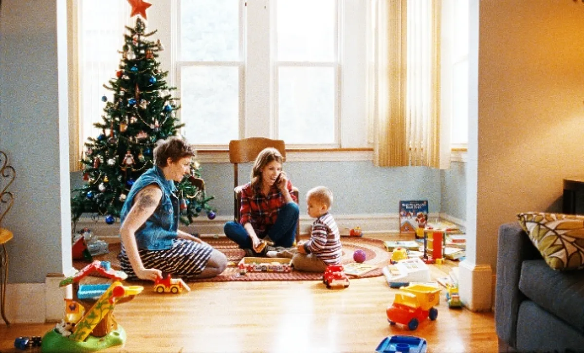Šťastné a veselé (Happy Christmas), 2014 - fotogaléria