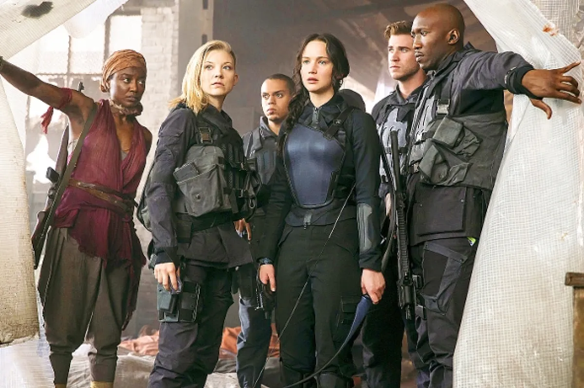 Hry o život: Drozdajka 1 (The Hunger Games: Mockingjay - Part 1), 2014 - fotogaléria