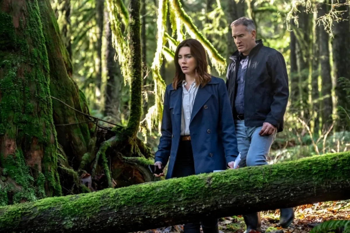 Záhady Ruby Herringové (Ruby Herring Mysteries: Prediction Murder), 2020 - fotogaléria