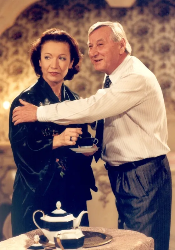 Hříchy pro pátera Knoxe (Hříchy pro pátera Knoxe – Podzimní romance), 1992 - fotogaléria