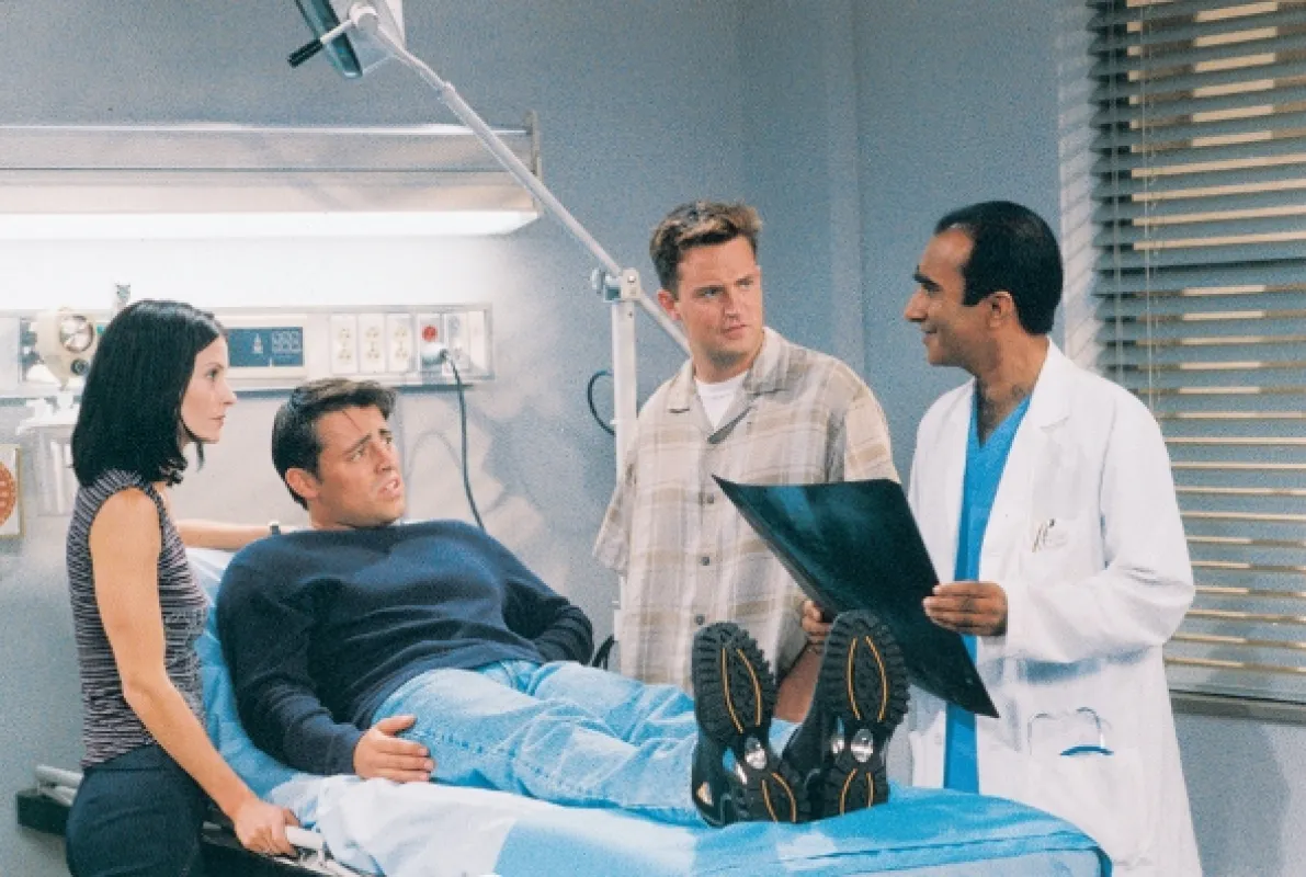 Přátelé (Friends V: The One Where Ross Moves In), 1998 - fotogaléria