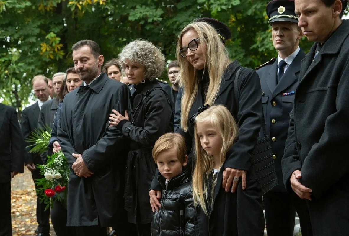 Vražedné stíny, 2022 - fotogaléria