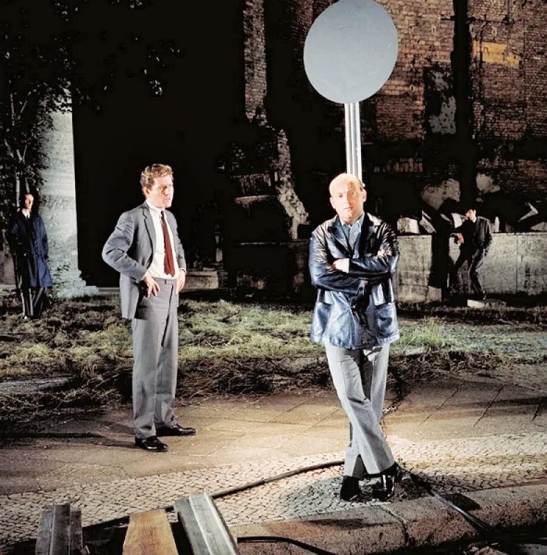 Quillerovo memorandum (Quiller Memorandum, The), 1966 - fotogaléria