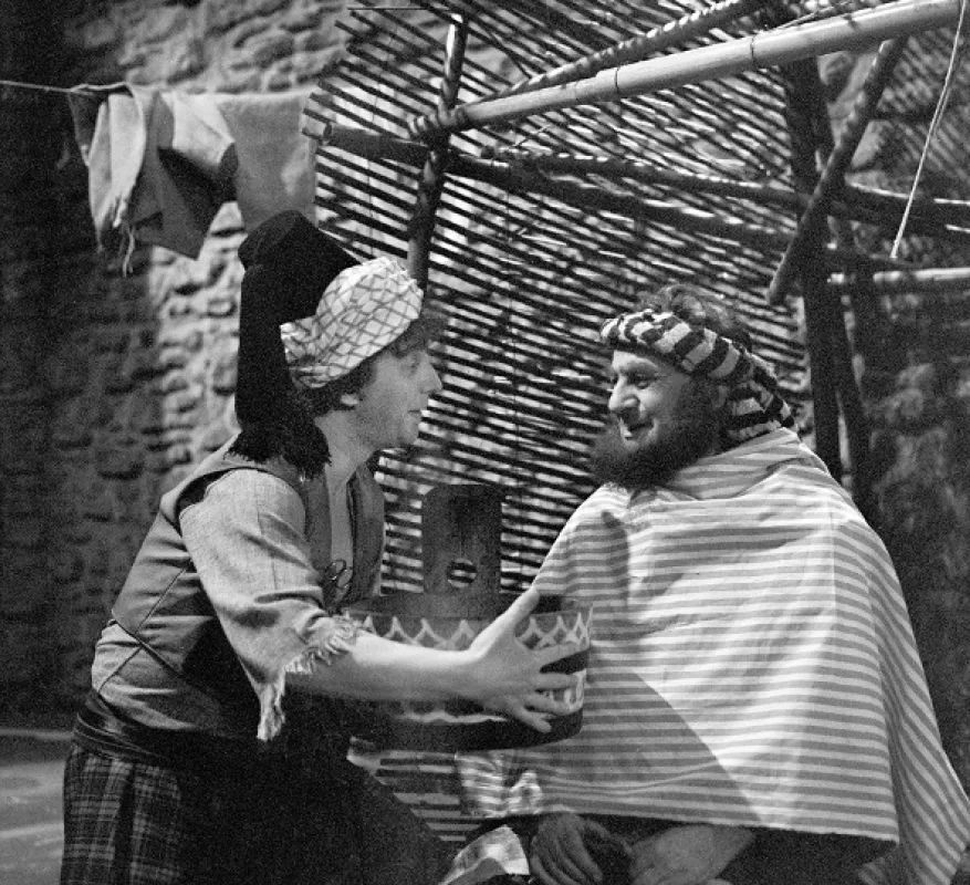 Kalifův prsten, 1970 - fotogaléria