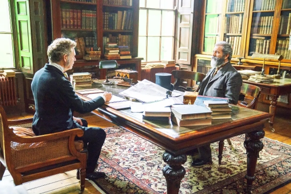 Profesor a šílenec (The Professor and the Madman), 2019 - fotogaléria