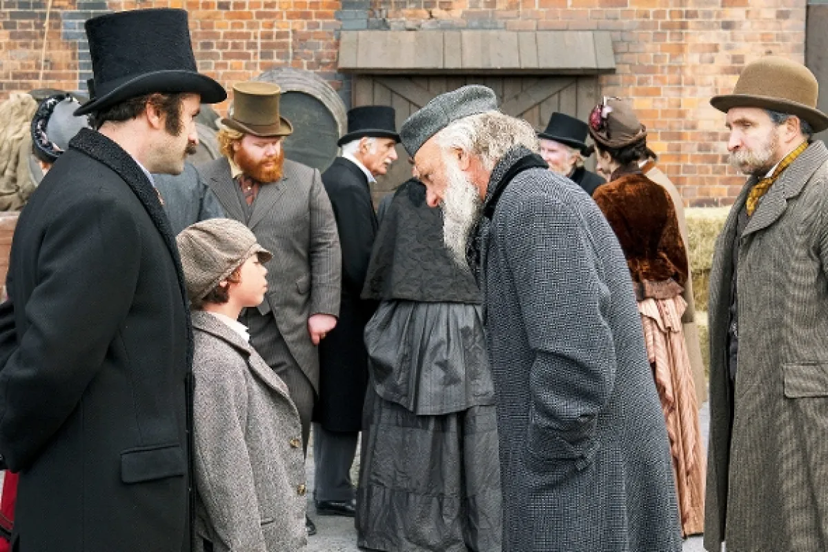 Profesor a šílenec (The Professor and the Madman), 2019 - fotogaléria
