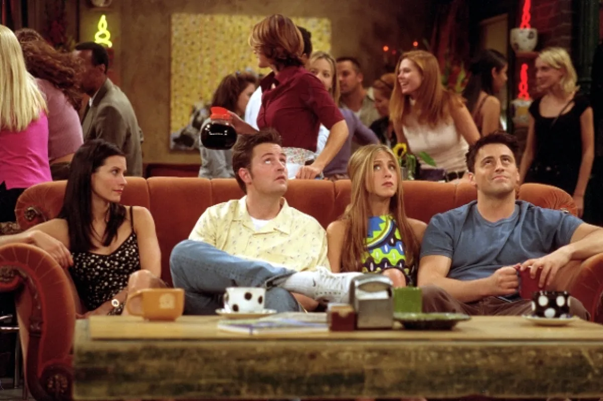 Přátelé (Friends VII), 2000 - fotogaléria