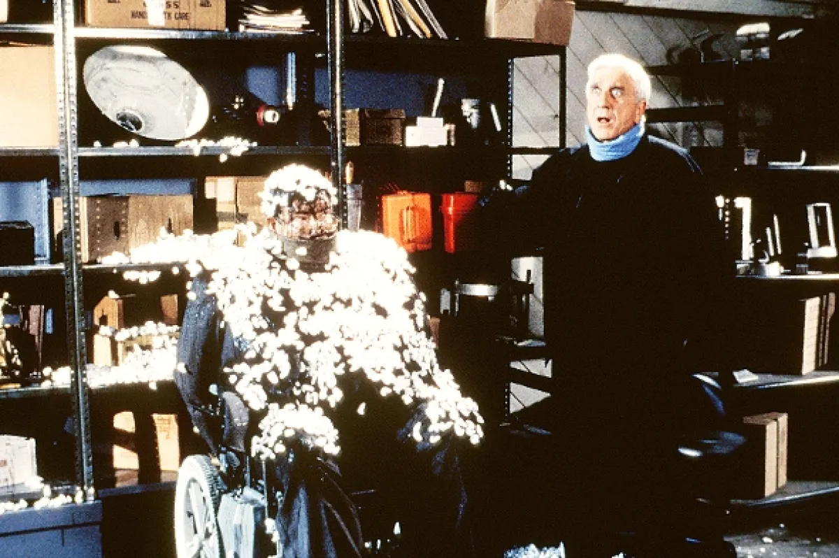 Bláznivá střela 2 1/2: Vůně strachu (Naked Gun 2 1/2: The Smell of Fear), 1991 - fotogaléria