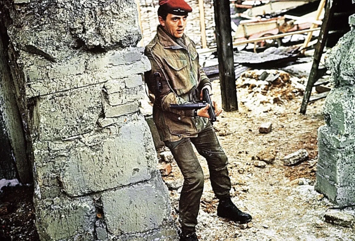 Umírání za dlouhého dne (The Long Day’s Dying), 1968 - fotogaléria