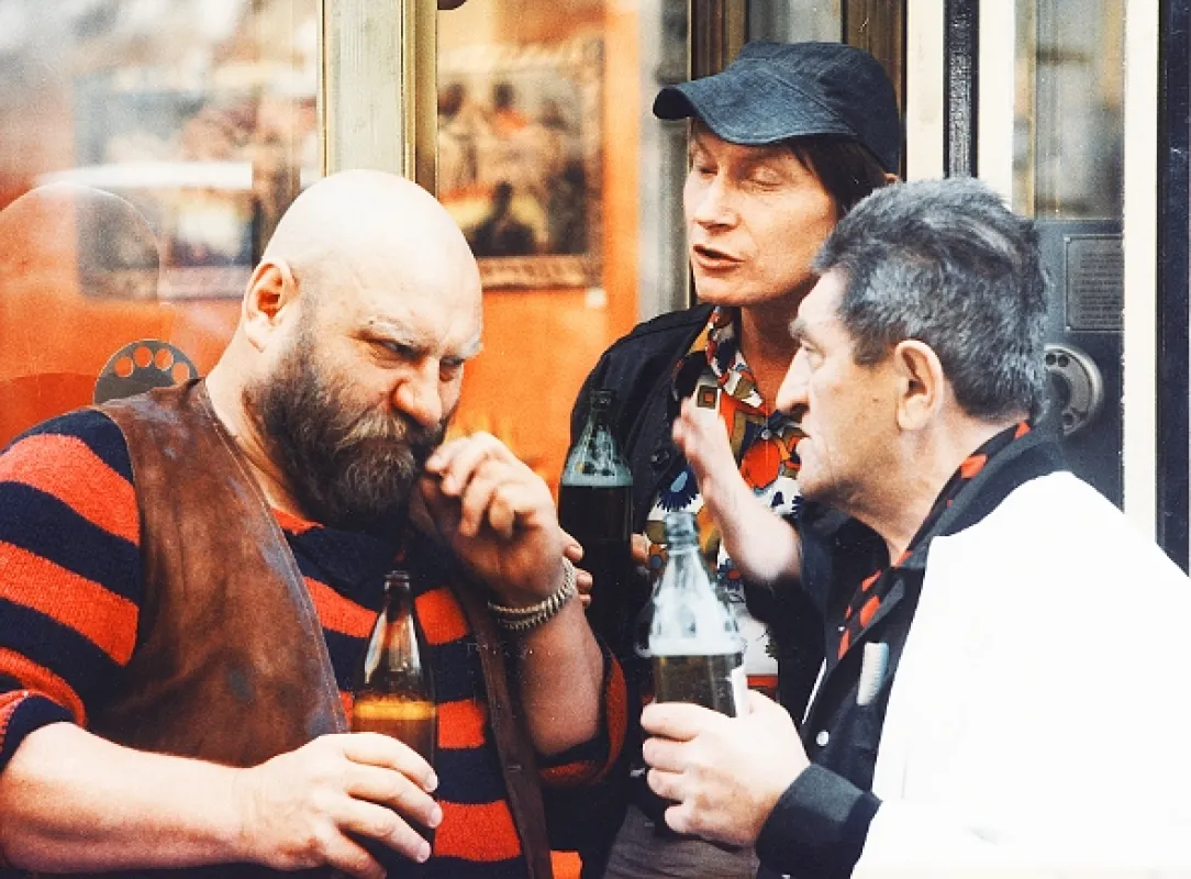 Buldoci a třešně, 1981 - fotogaléria