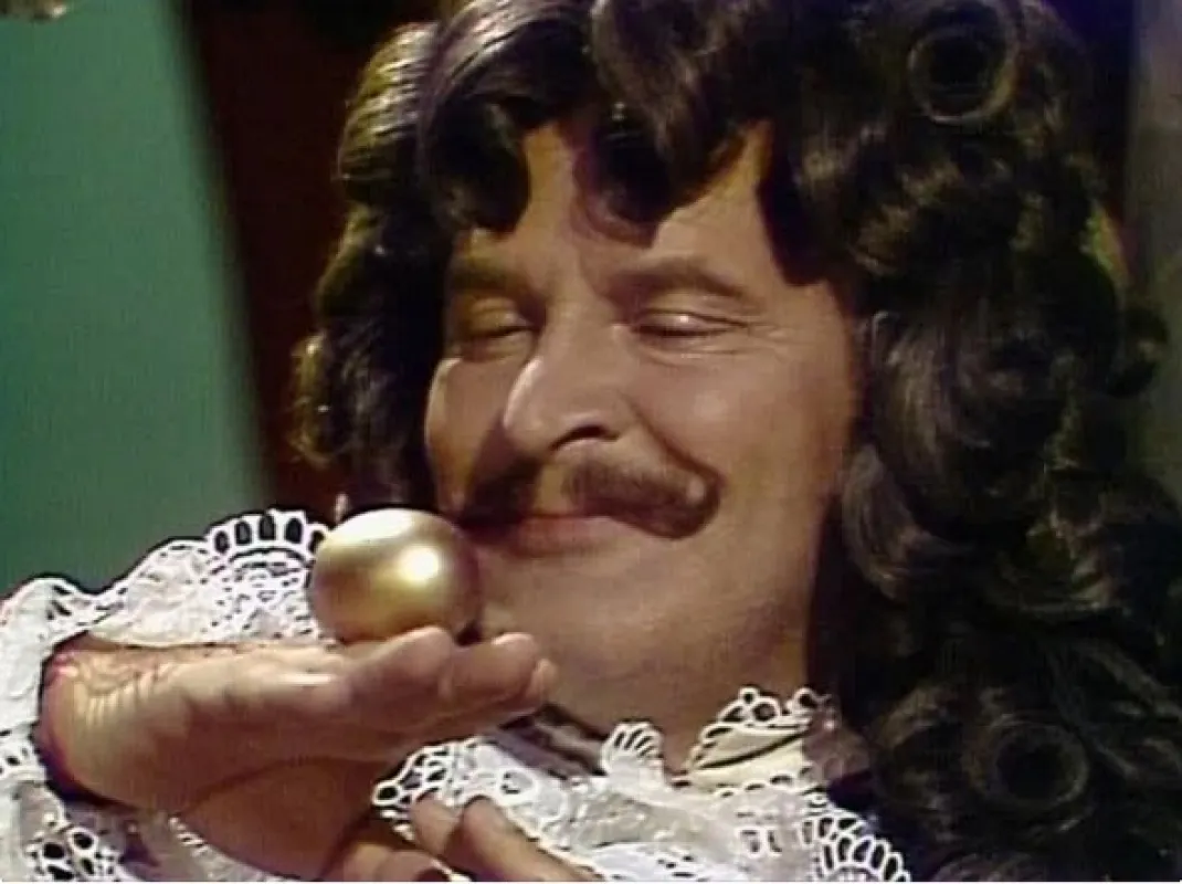 O stříbrném a zlatém vajíčku, 1981 - fotogaléria