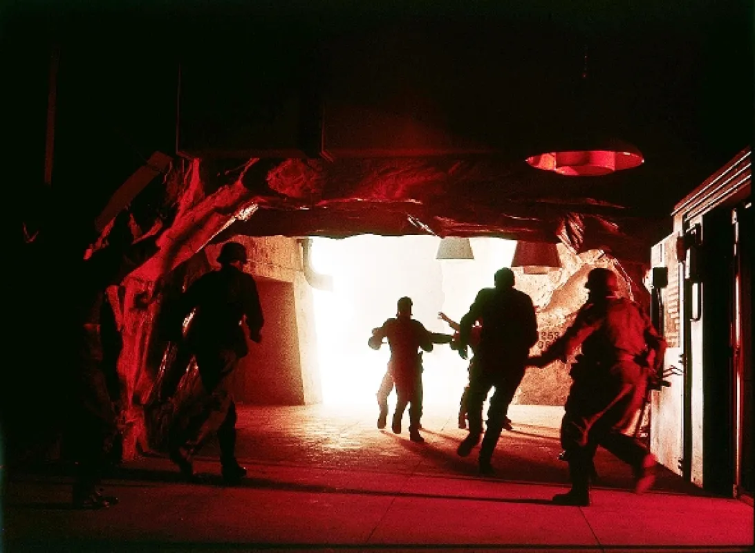 Operácia Crossbow (Operation Crossbow), 1965 - fotogaléria