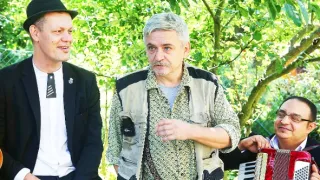Krejzovi (100)