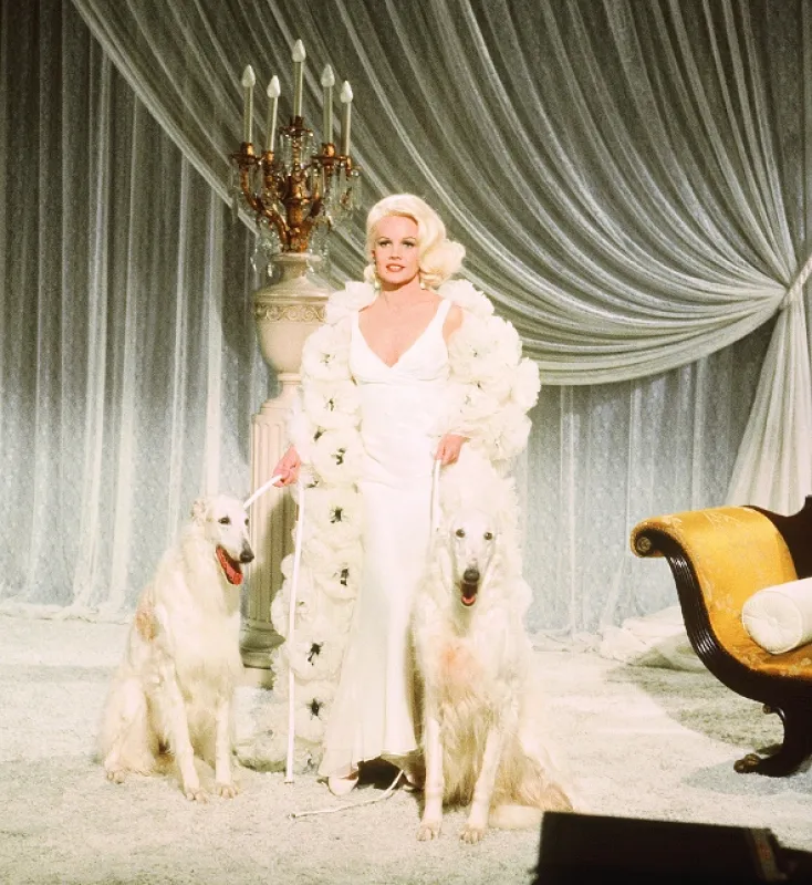Harlowová (Harlow), 1965 - fotogaléria