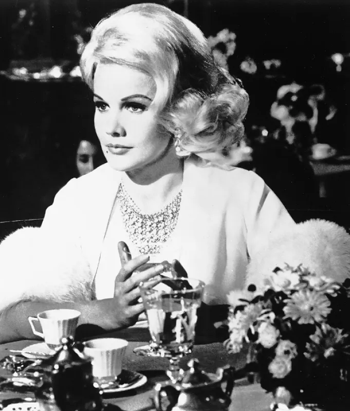 Harlowová (Harlow), 1965 - fotogaléria