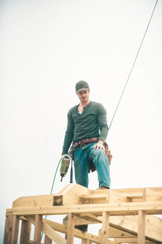 99 domovov (99 Homes), 2014 - fotogaléria