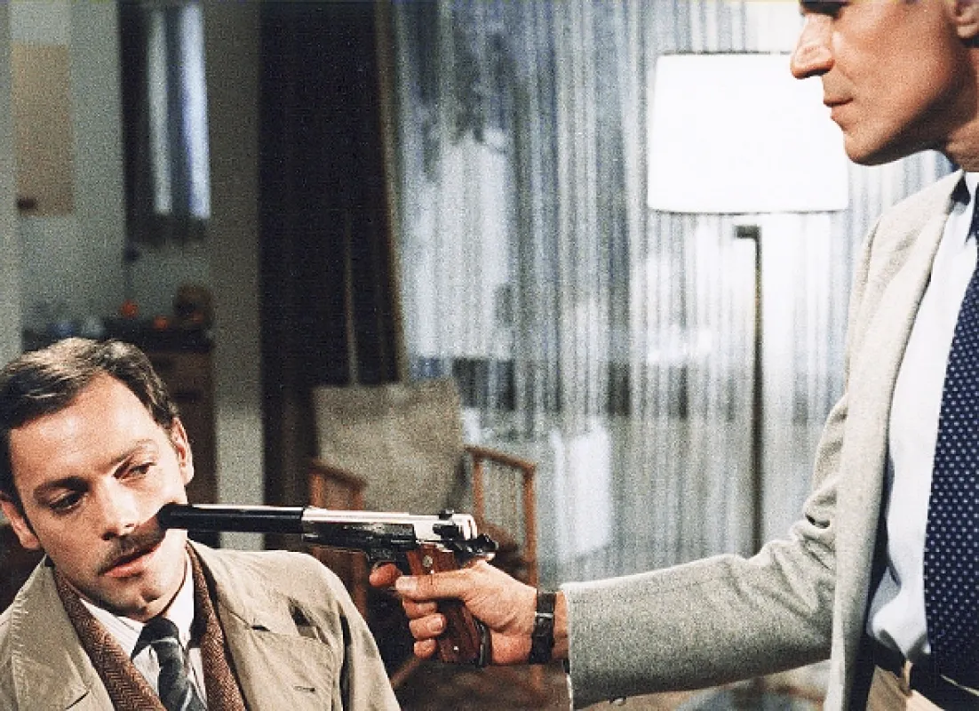 Tisíc miliárd dolárov (Mille milliards de dollars), 1982 - fotogaléria