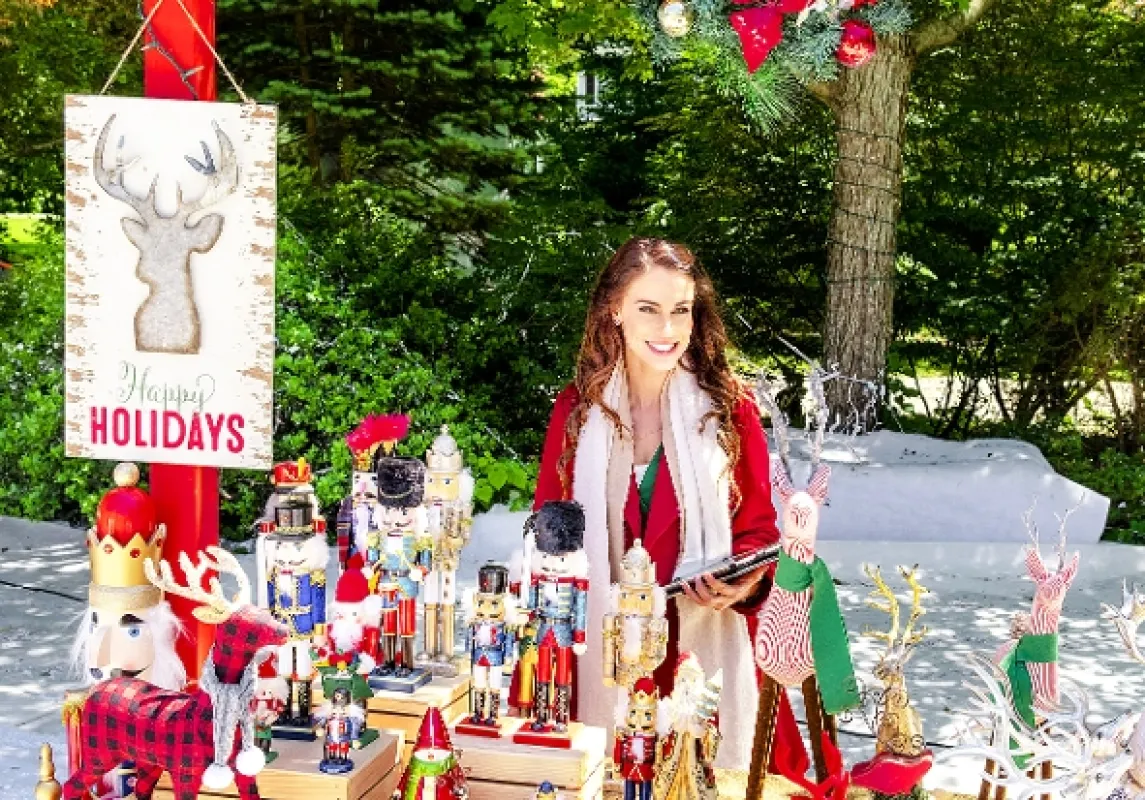 Vianoce s pánom Darcym (Christmas at Pemberley Manor), 2018 - fotogaléria