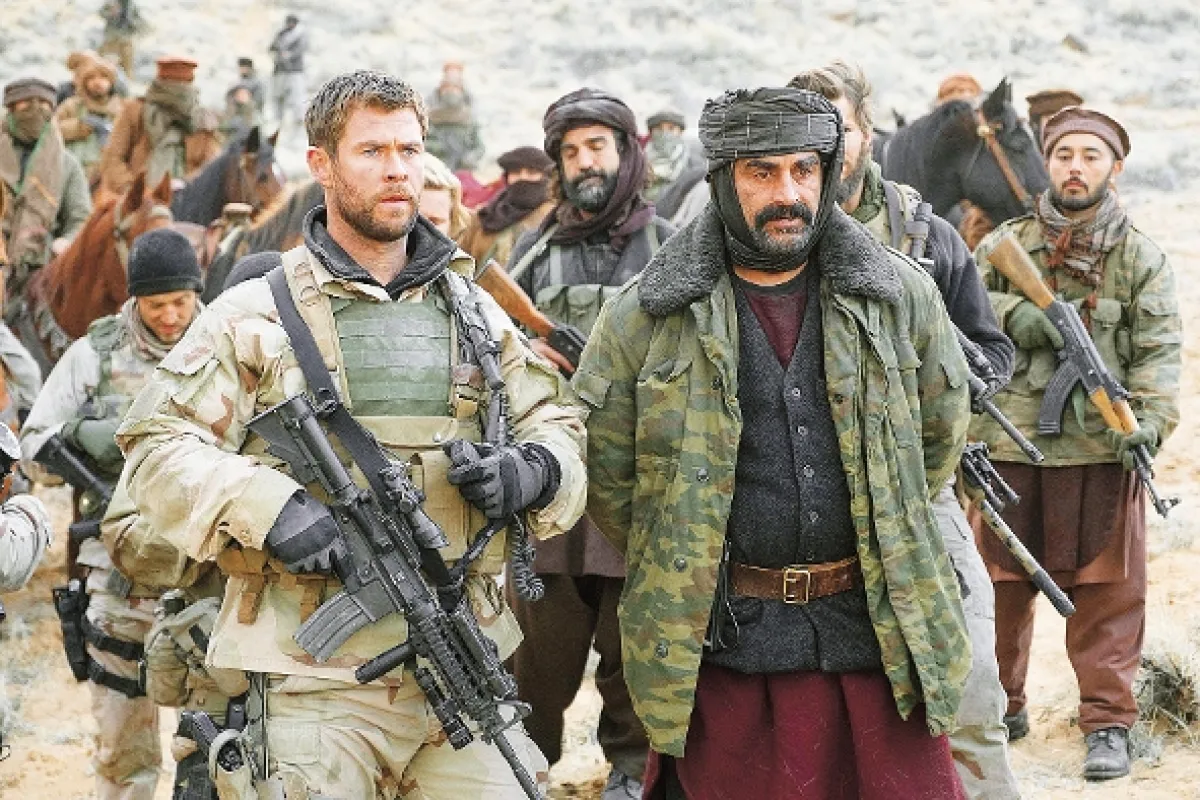 12 hrdinov (12 Strong), 2018 - fotogaléria