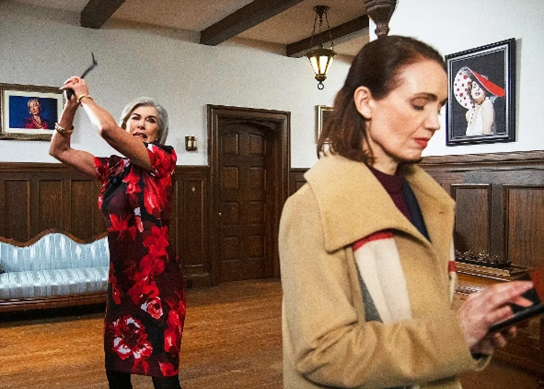Matkina lož (Hidden Family Secrets), 2021 - fotogaléria