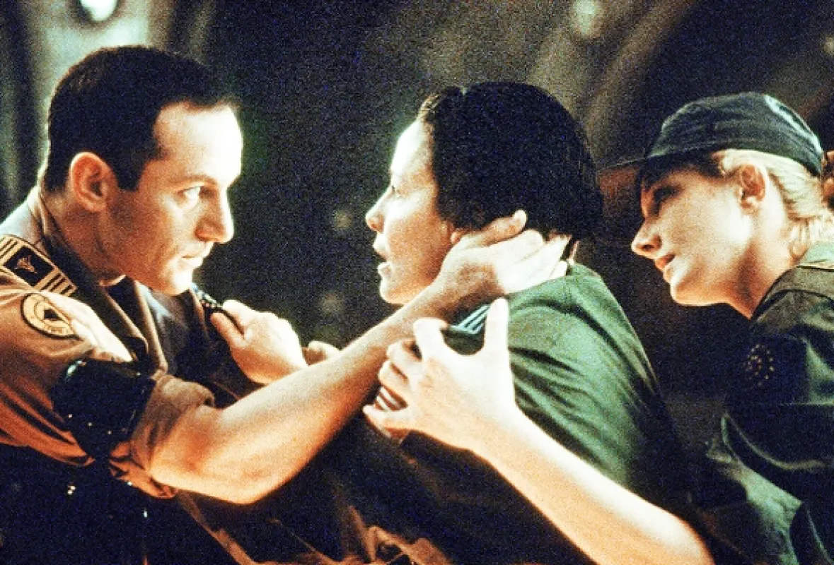 Horizont události (Event Horizon), 1997 - fotogaléria