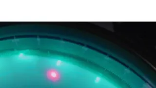 Signály z neznáma (4)