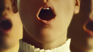 Gloria!