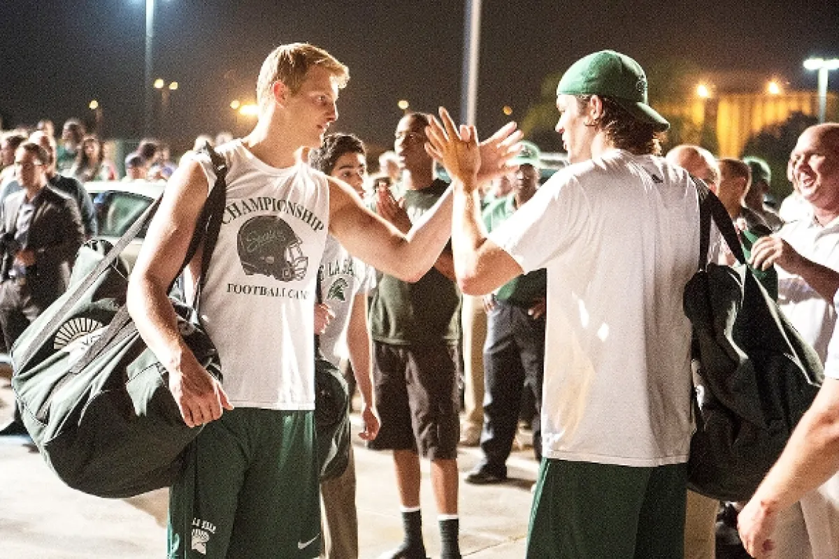 Na vítězné vlně (When the Game Stands Tall), 2014 - fotogaléria